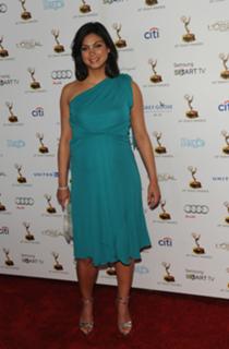 Morena Baccarin feet photo thumbnail