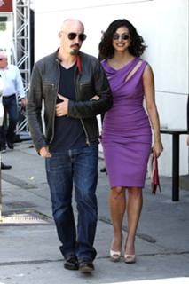 Morena Baccarin feet photo thumbnail