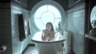 Morena Baccarin feet photo thumbnail
