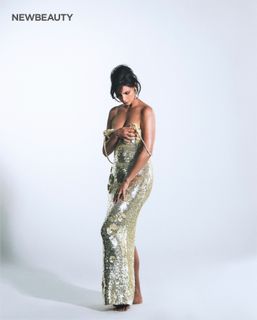 Morena Baccarin feet photo thumbnail