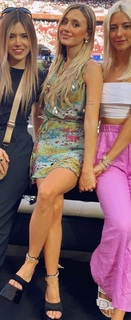 Morena Beltrán feet photo thumbnail