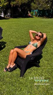 Morena Beltrán feet photo thumbnail