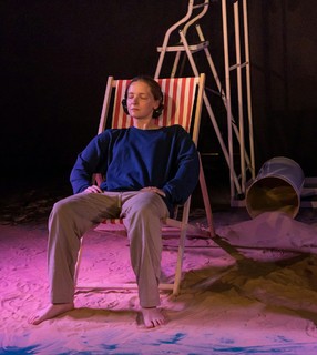 Morfydd Clark feet photo thumbnail