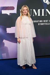 Morfydd Clark feet photo thumbnail