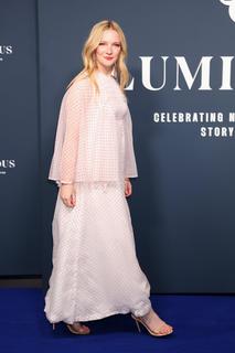 Morfydd Clark feet photo thumbnail