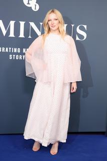 Morfydd Clark feet photo thumbnail