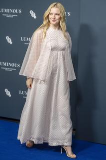 Morfydd Clark feet photo thumbnail