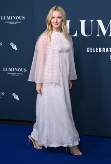 Morfydd Clark feet photo thumbnail