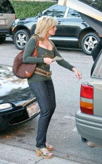 Morgan Fairchild feet photo thumbnail
