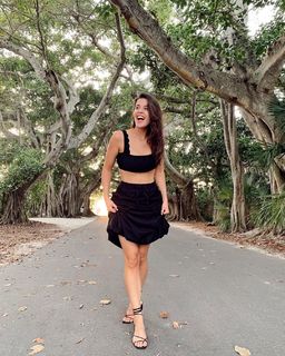 Morgan Hoffman feet photo 5