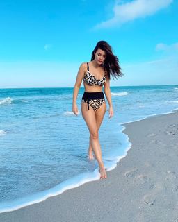 Morgan Hoffman feet photo 20