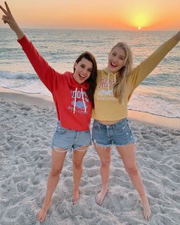 Morgan Hoffman feet photo 17