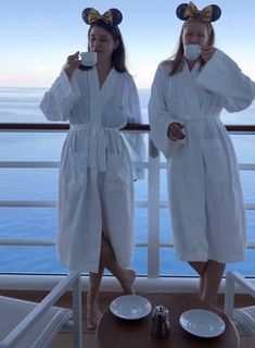 Morgan Hoffman feet photo 17