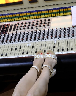 Morgan James feet photo 19