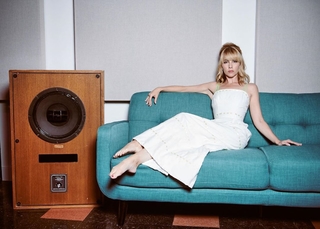 Morgan James feet photo 2