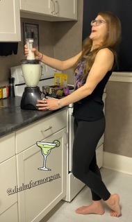 Morgan Lander feet photo 10