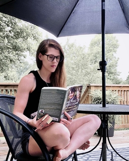 Morgan Lander feet photo 9