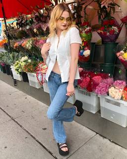 Morgan Lily feet photo 8