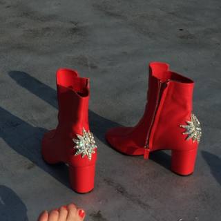 Morgan Saylor feet photo 15