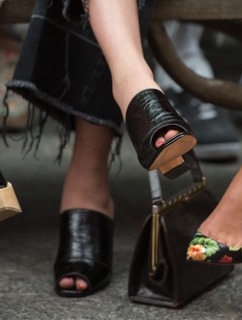 Morgan Saylor feet photo 20