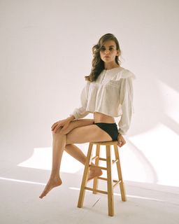 Morgan Saylor feet photo 2