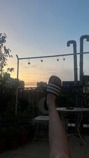 Morgan Saylor feet photo 1