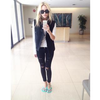 Morgan Stewart feet photo 17