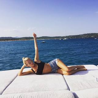Morgan Stewart feet photo 16