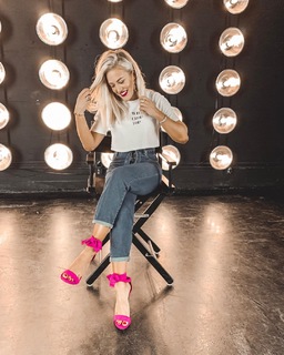 Morgan Willett feet photo 18