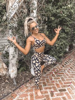 Morgan Willett feet photo 10