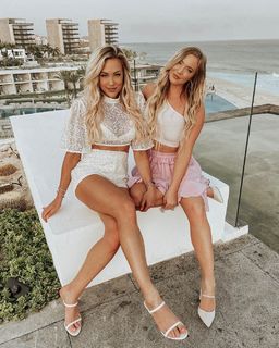 Morgan Willett feet photo 15