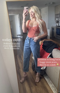 Morgan Willett feet photo 6