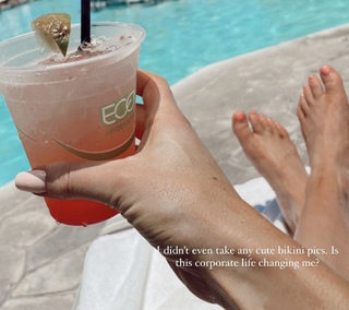 Morgan Willett feet photo 7