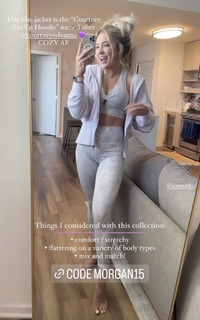 Morgan Willett feet photo 6
