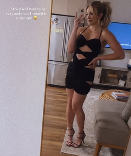 Morgan Willett feet photo 20