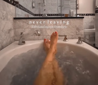 Morgan Willett feet photo 11