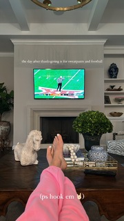 Morgan Willett feet photo 10