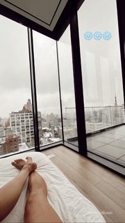 Morgan Willett feet photo 6