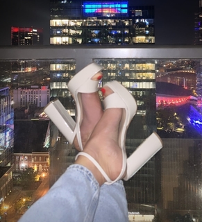 Morgan Willett feet photo 8