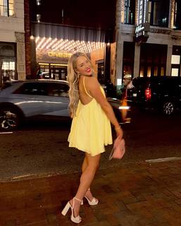 Morgan Willett feet photo 4