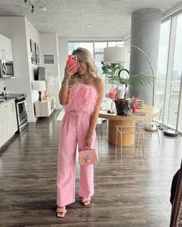 Morgan Willett feet photo 8