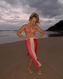 Morgan Willett feet photo 4