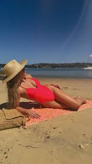 Morgan Willett feet photo 1