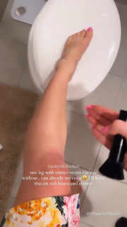 Morgan Willett feet photo 4