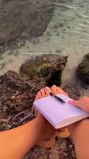 Morgan Willett feet photo 15