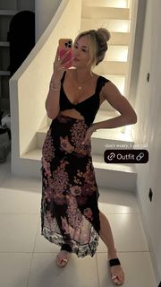 Morgan Willett feet photo 10