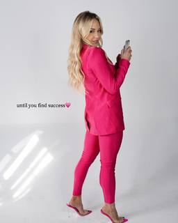 Morgan Willett feet photo 6