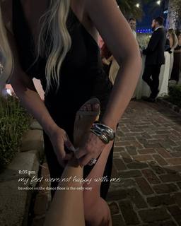 Morgan Willett feet photo 2