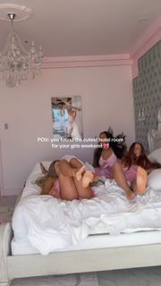 Morgan Willett feet photo 10