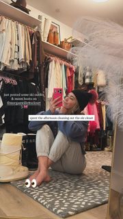 Morgan Willett feet photo 8